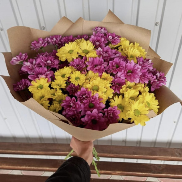 Букет 9 хризантем в Керчи