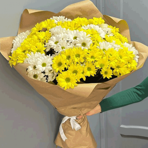 Букет 11 хризантем в Керчи