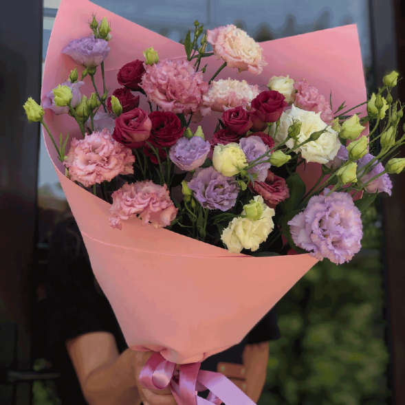 Букет 7 ярких эустом в Керчи