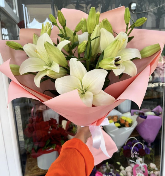 Букет из 3 лилий - Мелодия любви в Керчи