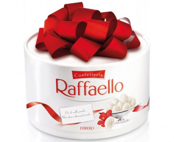 Коробка конфет Raffaello с бантом 200 г. в Керчи
